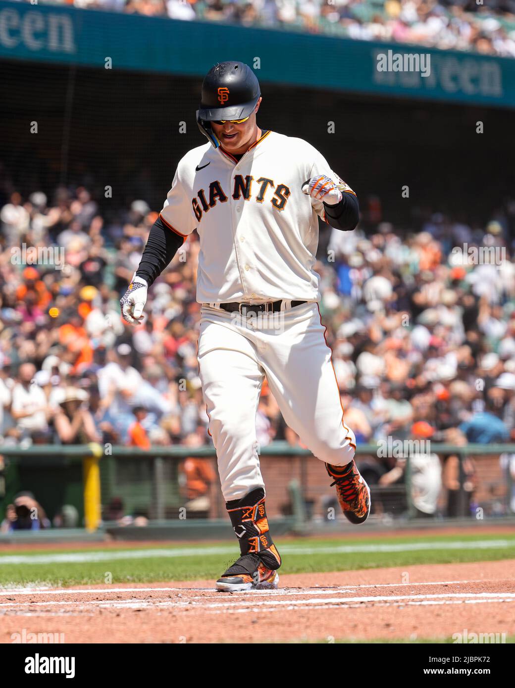 San Francisco Giants Outfielder Joc Pederson (23) runs the bases after