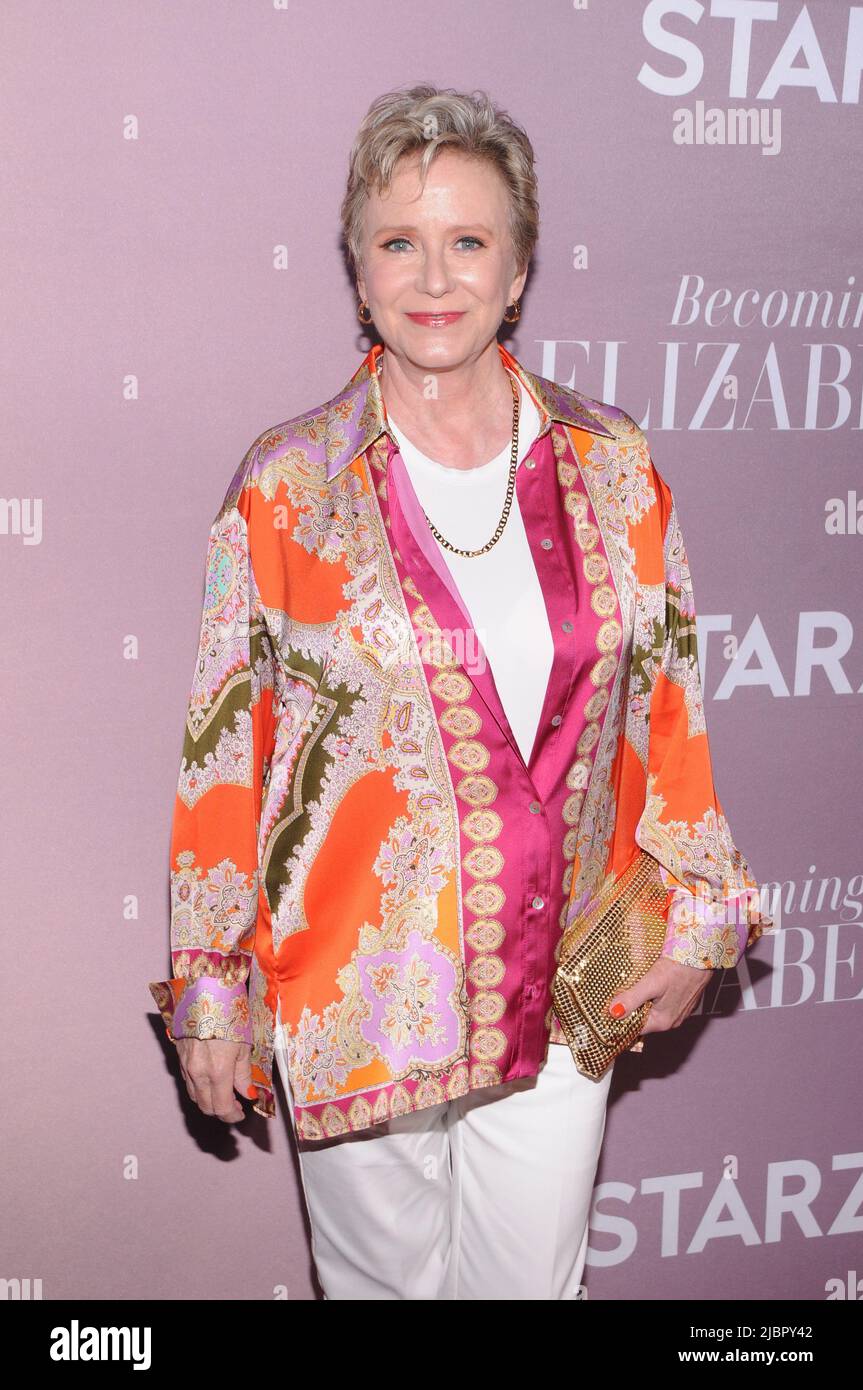 Eve Plumb 2022