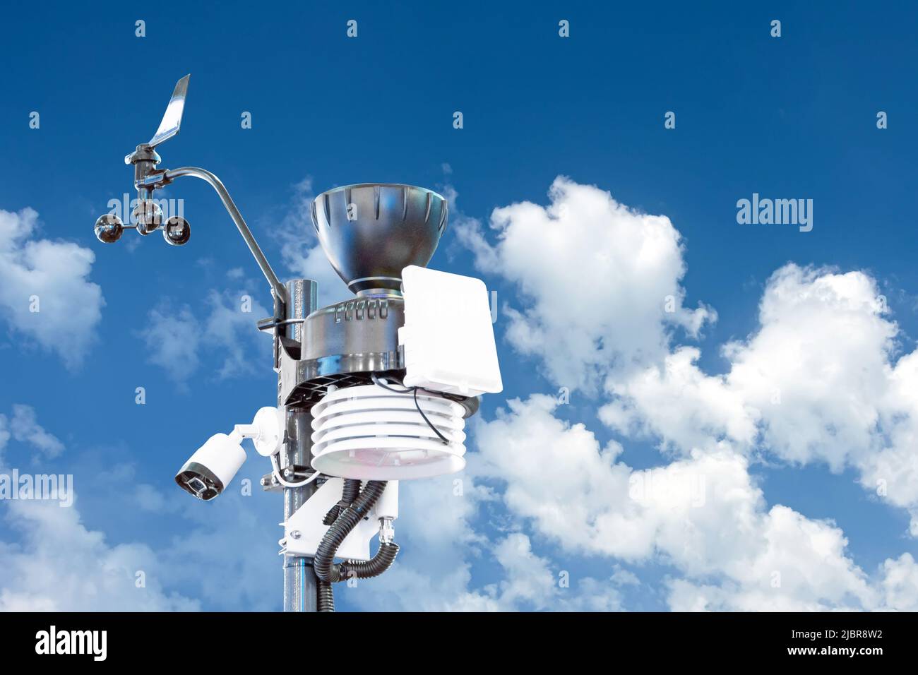 Automatic weather station hires stock photography and images Alamy