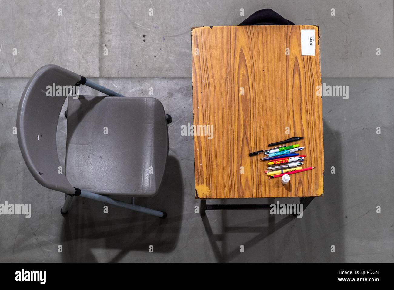 Bandon, West Cork, Ireland. 8th June, 2022. The leaving and junior cert exams start today with around 131,000 pupils sitting the tests countrywide. Bandon Grammar School pupils started their English paper 1 at 9.30 this morning. Credit: AG News/Alamy Live News Stock Photo