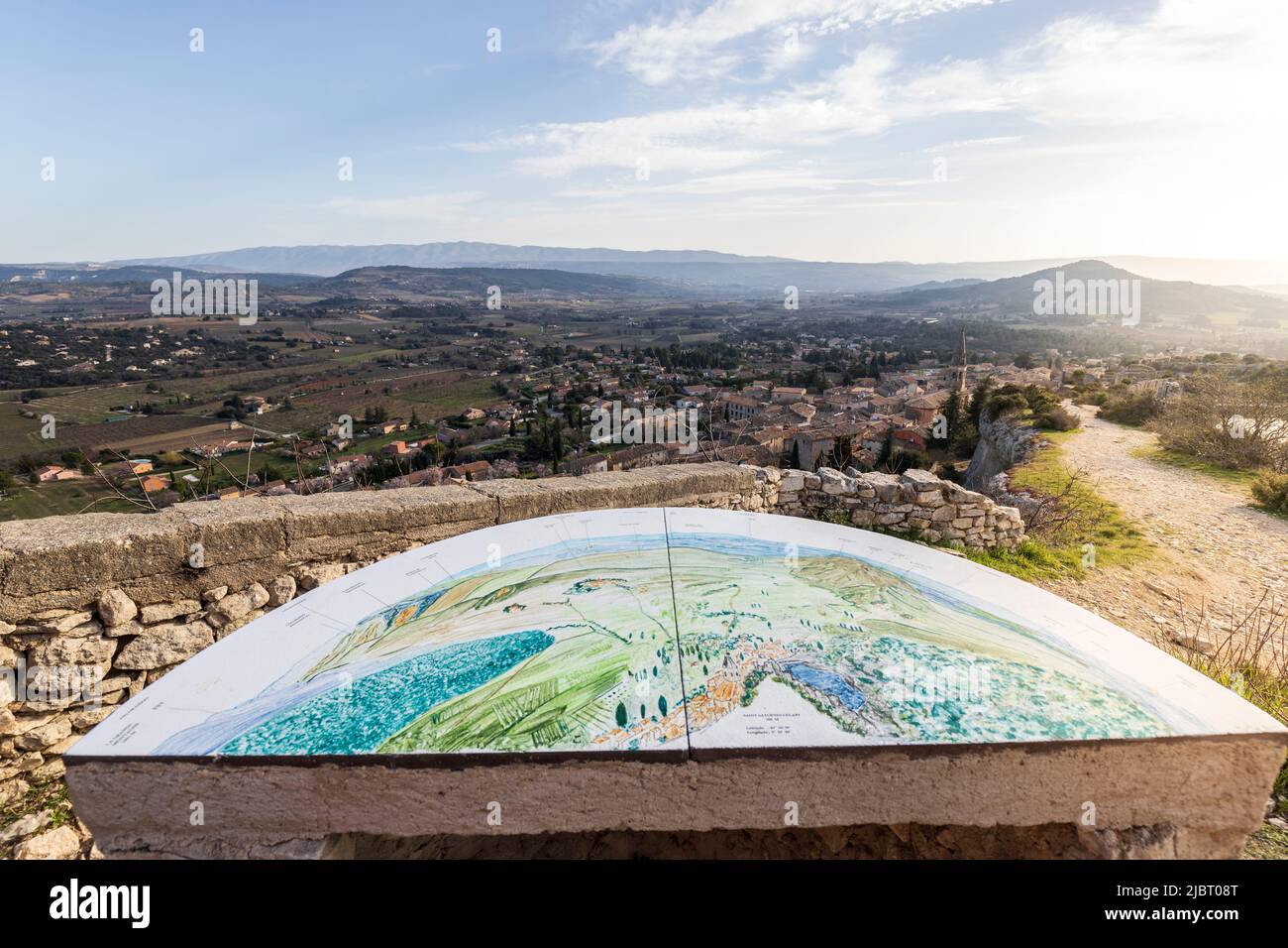 France, Vaucluse, Luberon Regional Natural Park, Saint-Saturnin-lès-Apt, view of the plain and the village from the orientation table of the castle Stock Photo