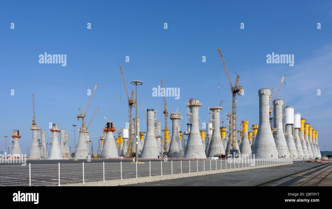 France, Seine Maritime, Le Havre, the harbour, construction of the gravity foundations of the future offshore wind farm at Fécamp Stock Photo