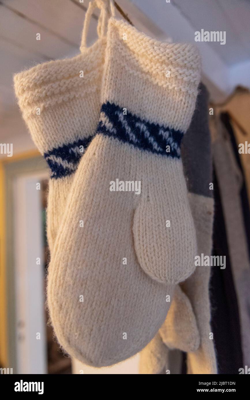 Norway, Nordland County, Lofoten Islands, A, Norskfiskevaermuseum, fisherman's house, wool gloves Stock Photo