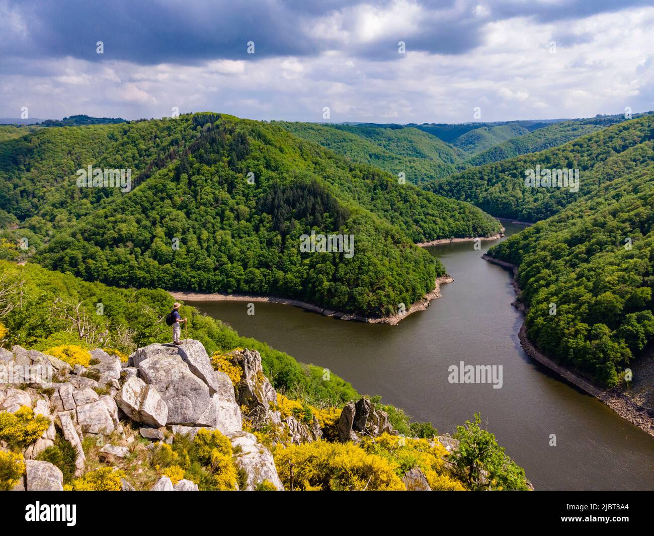 France, Correze, Neuvic, confluence of the Sumene and the Dordogne, Gratte Bruyere belvedere, reservoir of the Aigle dam (aerial view) Stock Photo