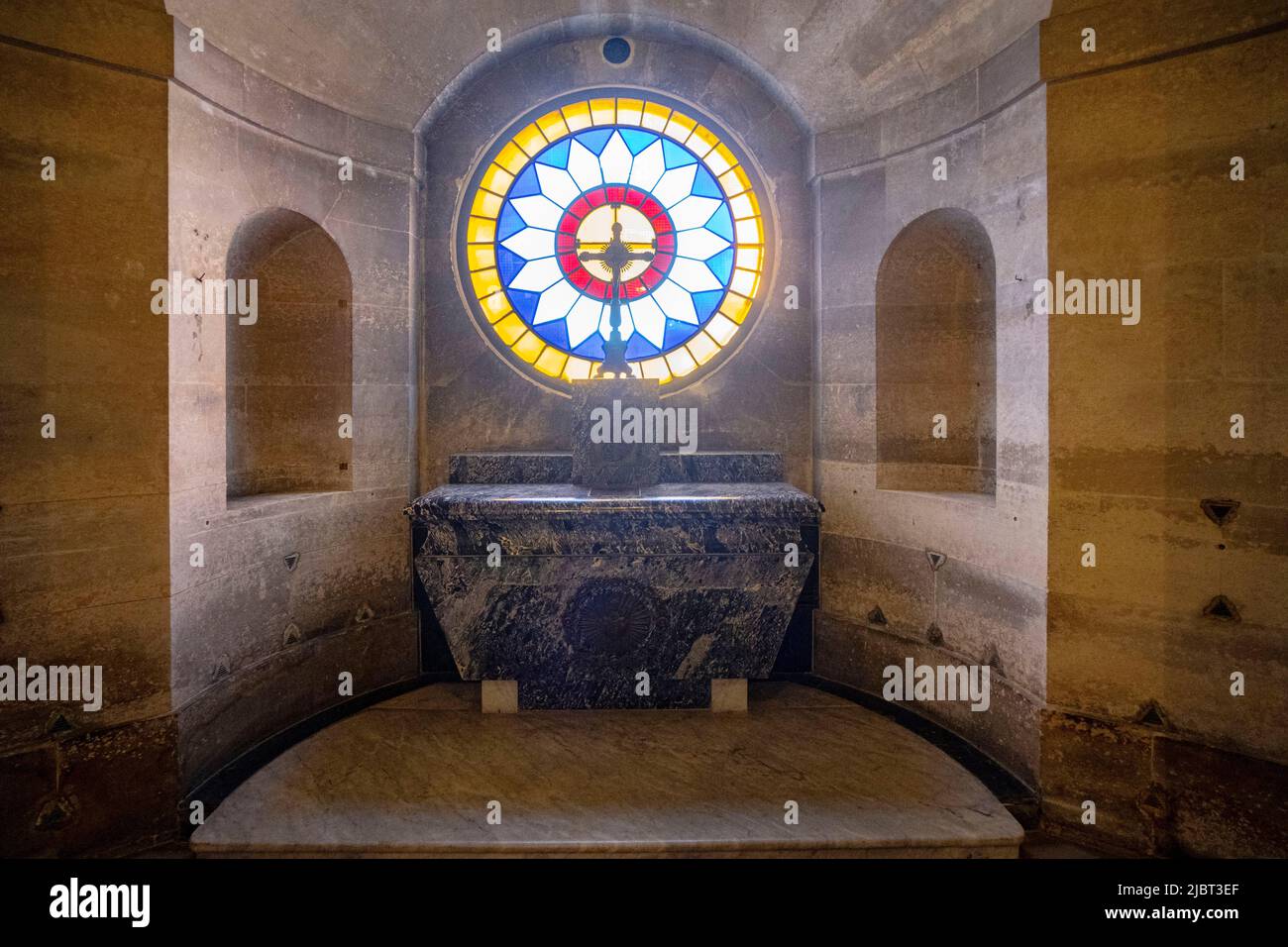 France, Paris, La Chapelle Expiatoire stands on the site where Louis XVI and Marie-Antoinette were buried in 1793, after being guillotined Stock Photo