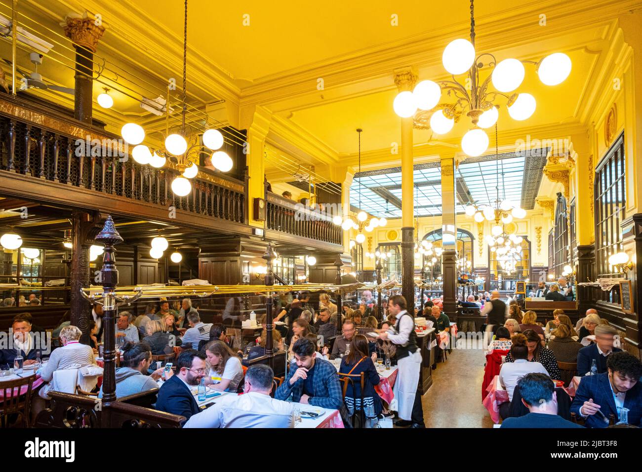France, Paris, the Grands Boulevards, the Bouillon Chartier Stock Photo Alamy