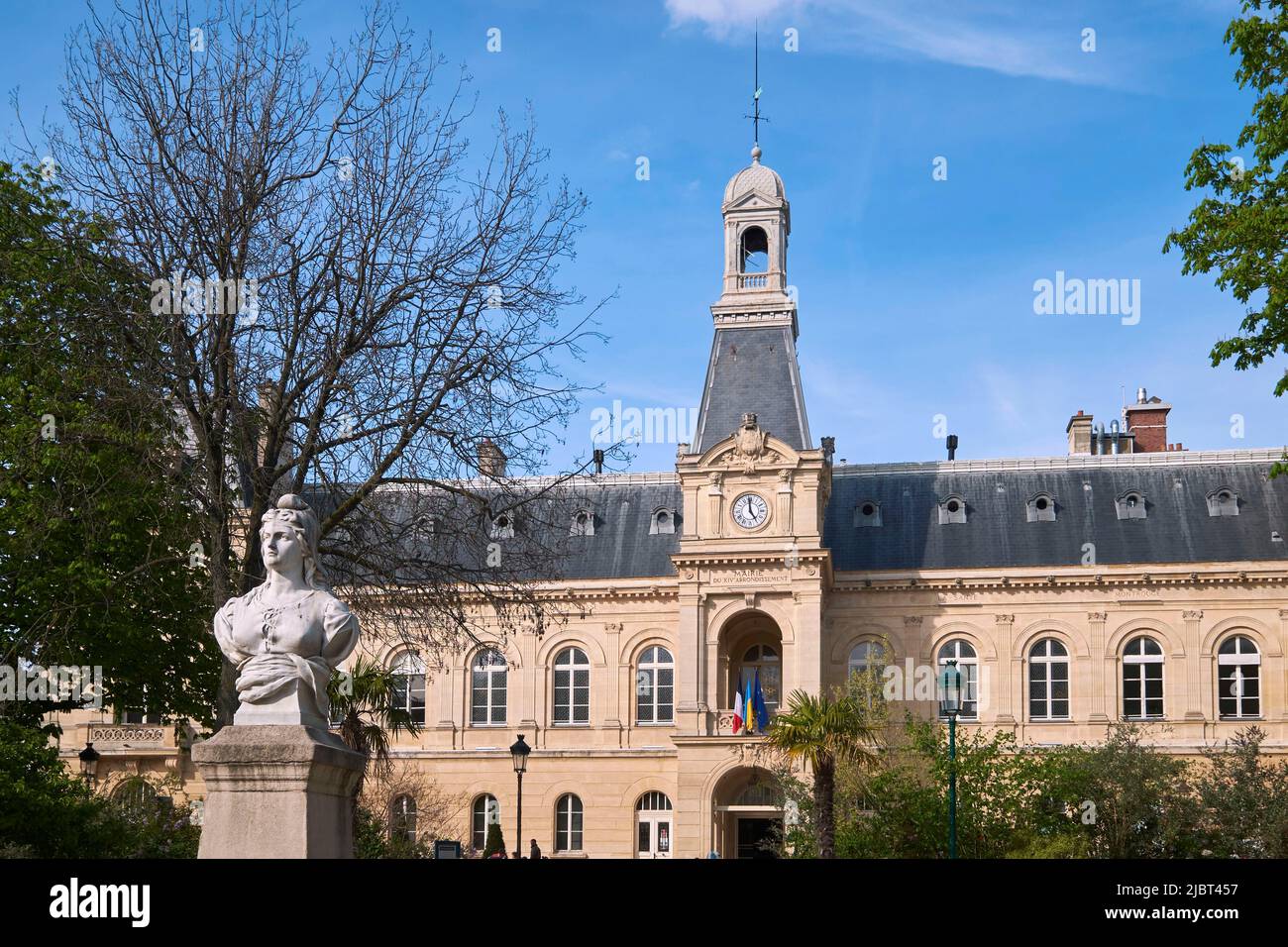 France, Paris, Facade of the 14th arrondissement town hall from Square Ferdinand Brunot with the statue of the Republic by the sculptor Jean Baffier Stock Photo