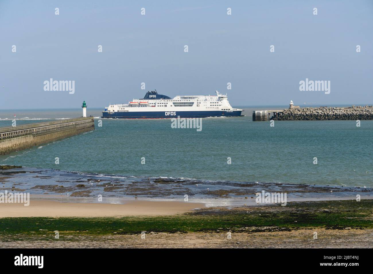 France Pas De Calais Calais Ferry Boat Entering The Port Stock Photo france-pas-de-calais-calais-ferry-boat-entering-the-port-stock-photo