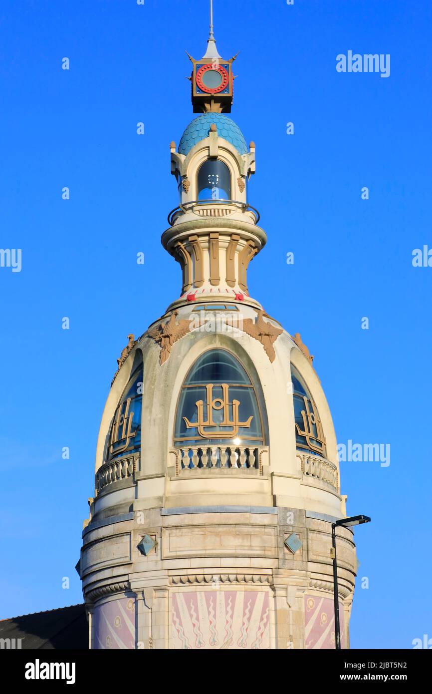 France, Loire Atlantique, Nantes, Champ de Mars district, Lieu unique (contemporary culture center) housed in the former premises of the LU biscuit factory, corner tower from 1909 designed by the architect Auguste Bluysen Stock Photo