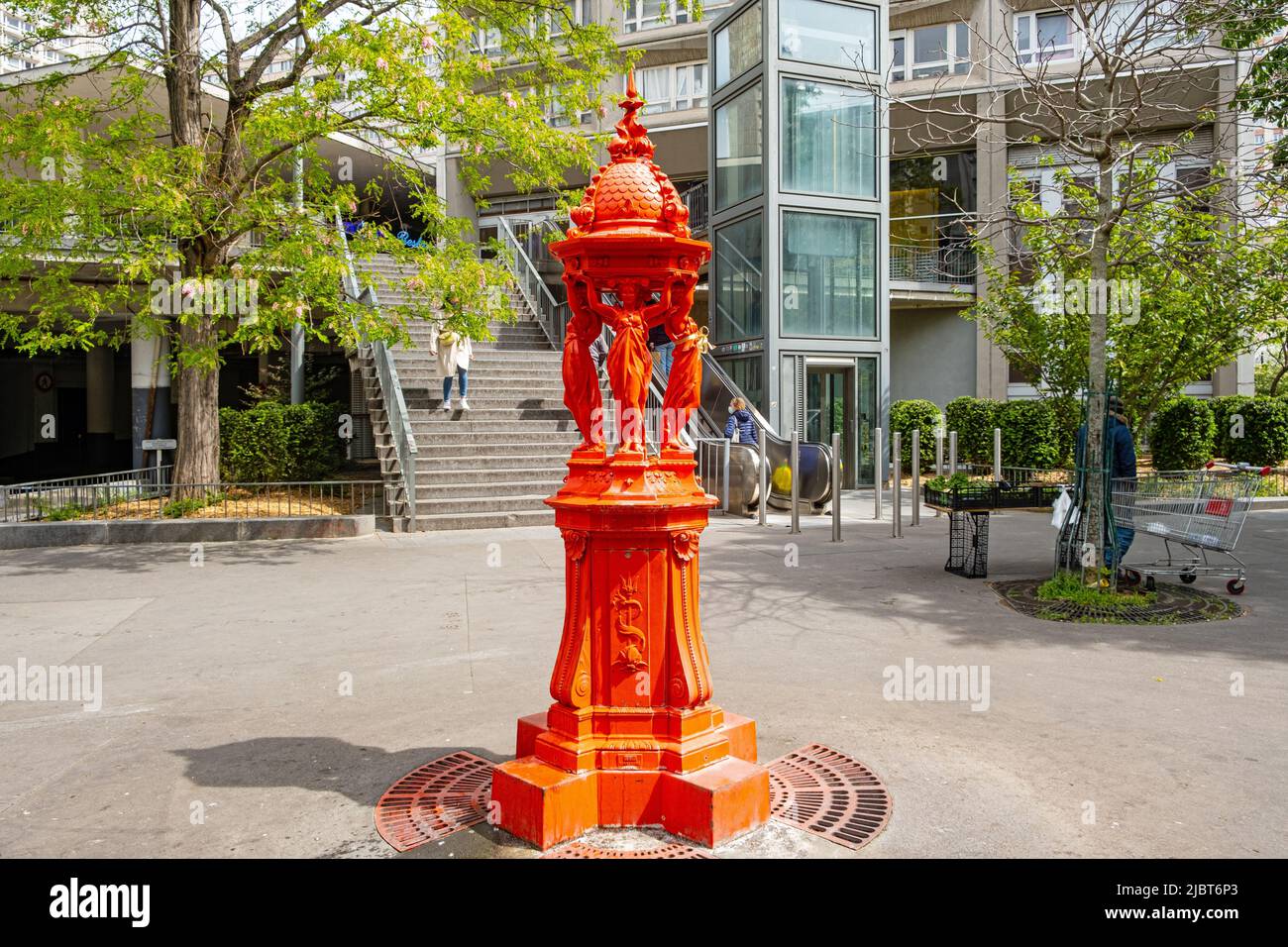 France, Paris, Wallace Fountain painted in red, Chinatown, 66 Avenue d'Ivry Stock Photo