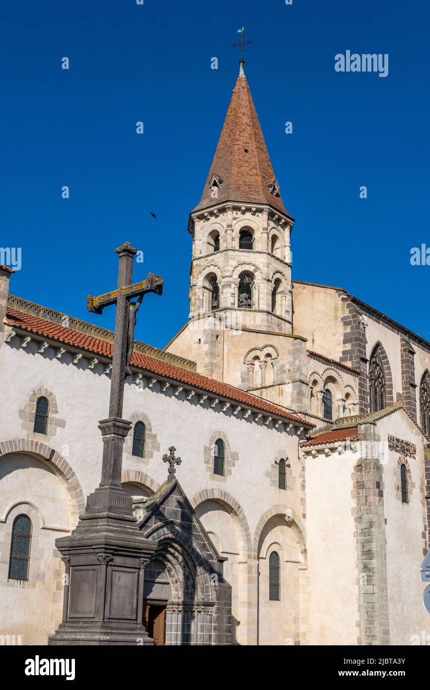 France, Puy de Dome, Ennezat, Saint Victor et Sainte Couronne church, limagne plain Stock Photo