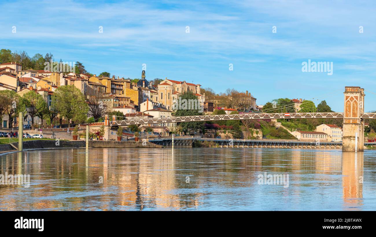 France, Ain, Trevoux, the banks of the Saone river and the suspension footbridge (1851) Stock Photo