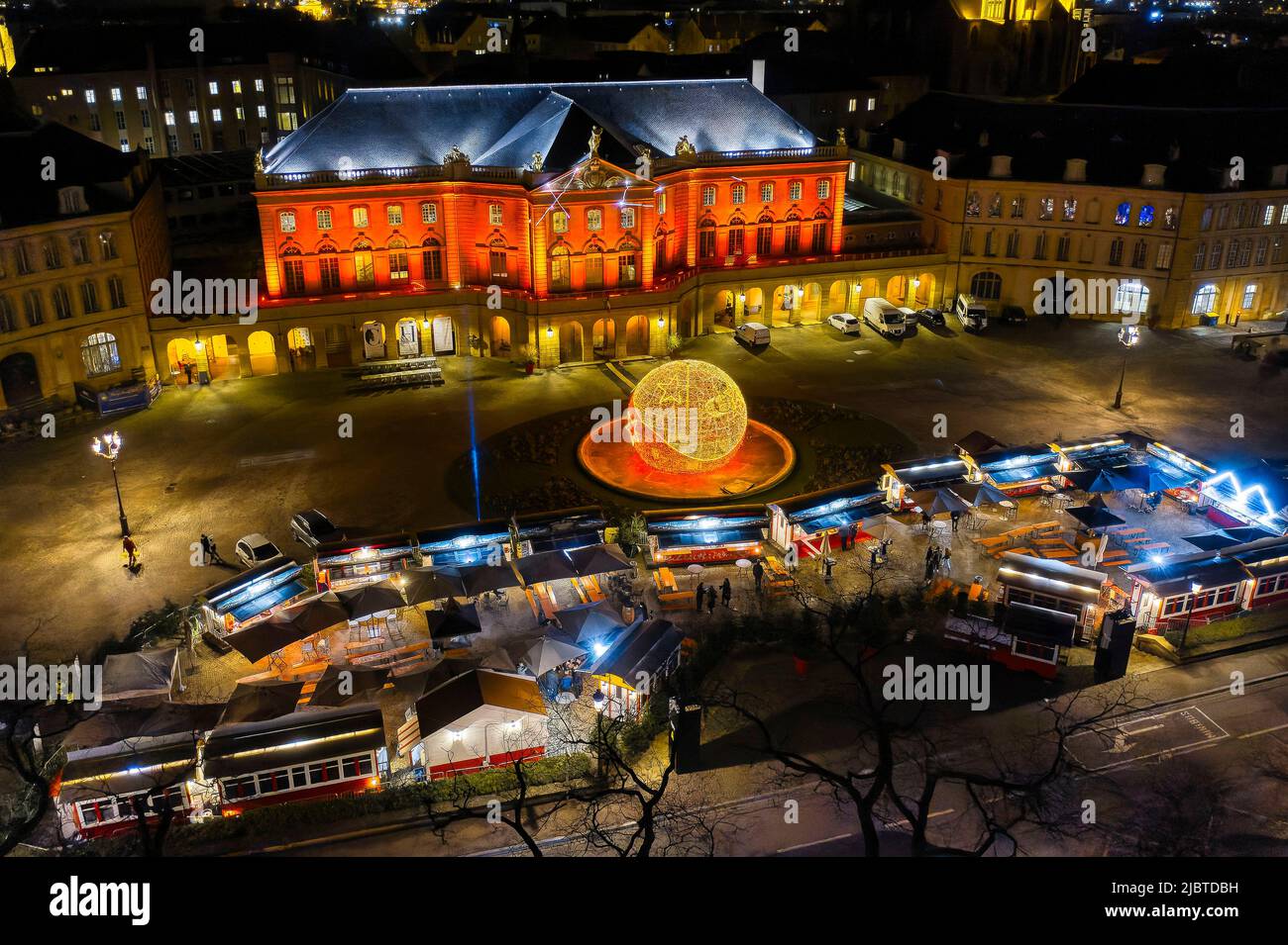 France, Moselle, Metz, Christmas illumination and Christmas market place de la Comédie (aerial view) Stock Photo