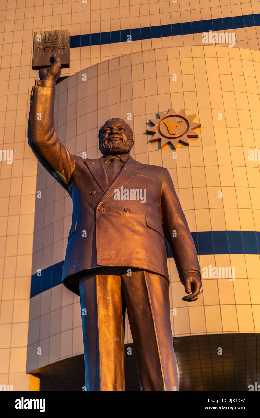 Namibia, Khomas region, Windhoek, Independence Memorial Museum built by North Korea, statue of the first President of the Republic of Namibia Sam NUJOMA Stock Photo