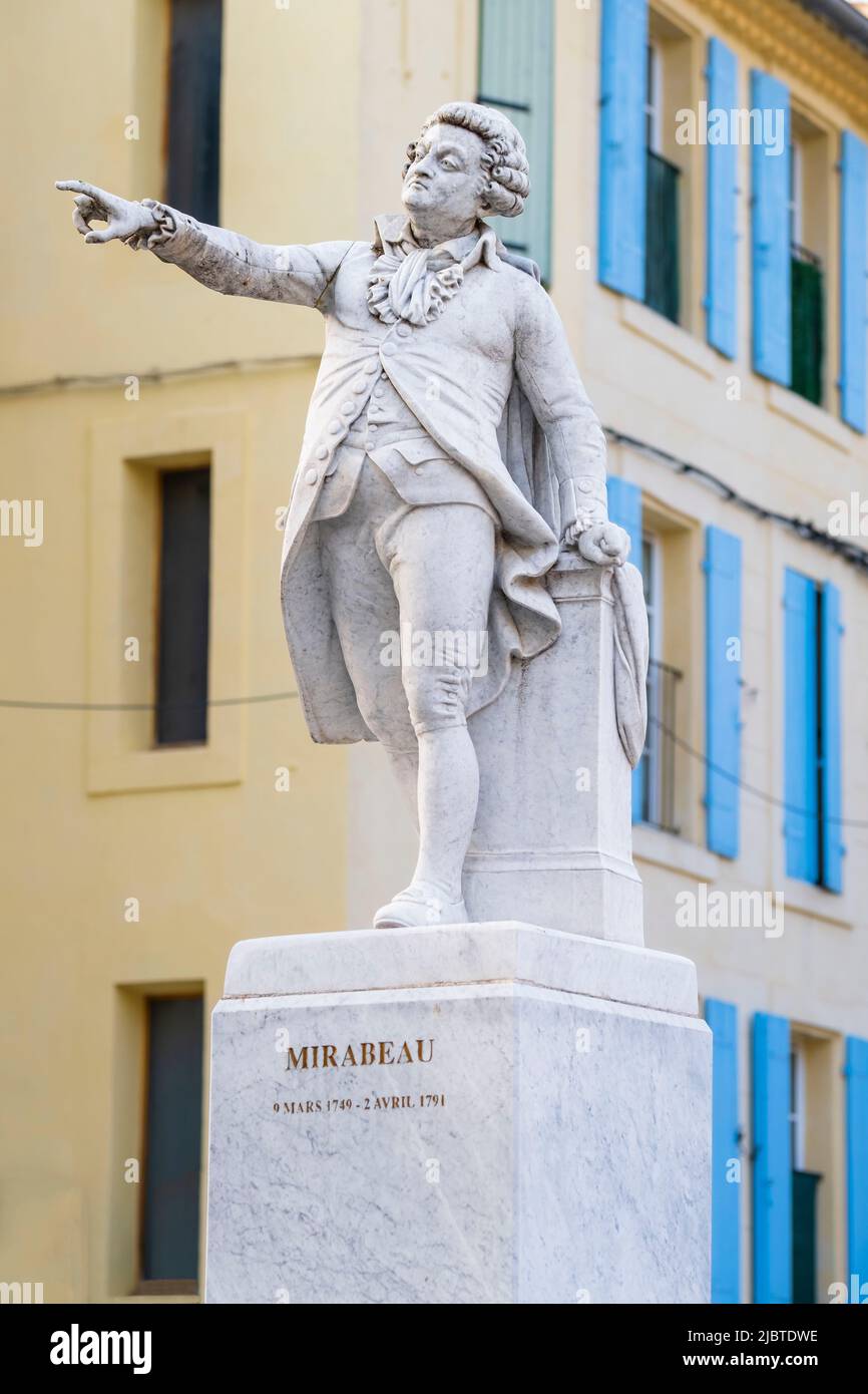 France, Vaucluse, Luberon Regional Natural Park, Pertuis, statue of Honoré Gabriel Riqueti, Count of Mirabeau, more commonly known as Mirabeau (1749-1791), French writer, diplomat, journalist and politician, figure of the Revolution Stock Photo