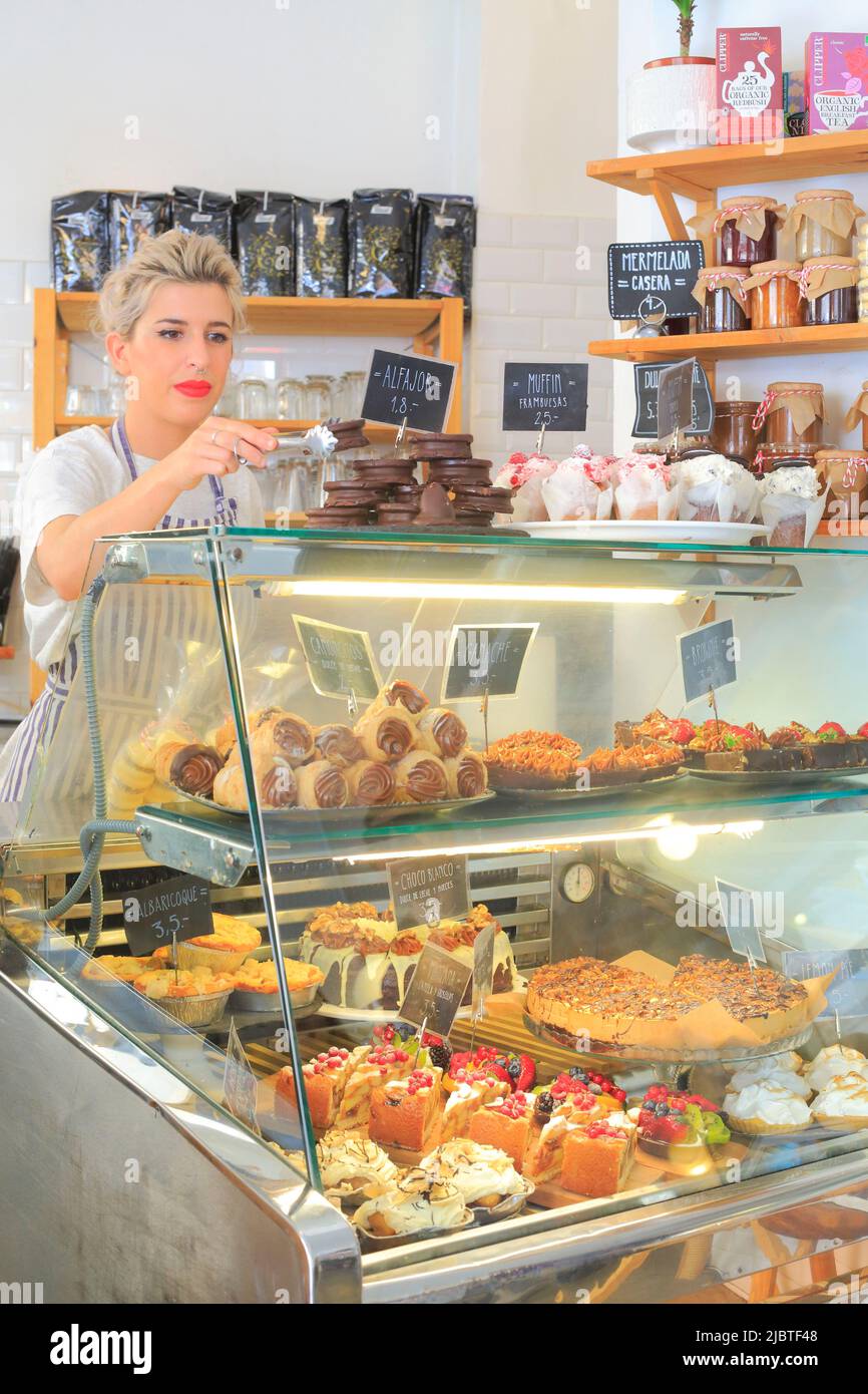 Spain, Valencia, Ruzafa district, Dulce de Leche pastry and cafeteria, selection of cookies and cakes... Stock Photo