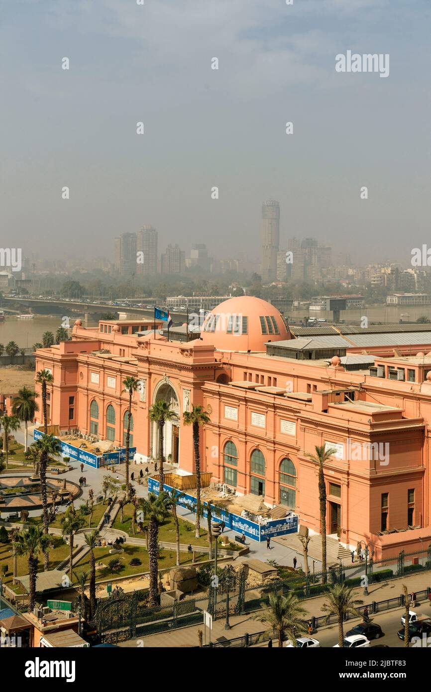 Downtown environment hi-res stock photography and images - Alamy