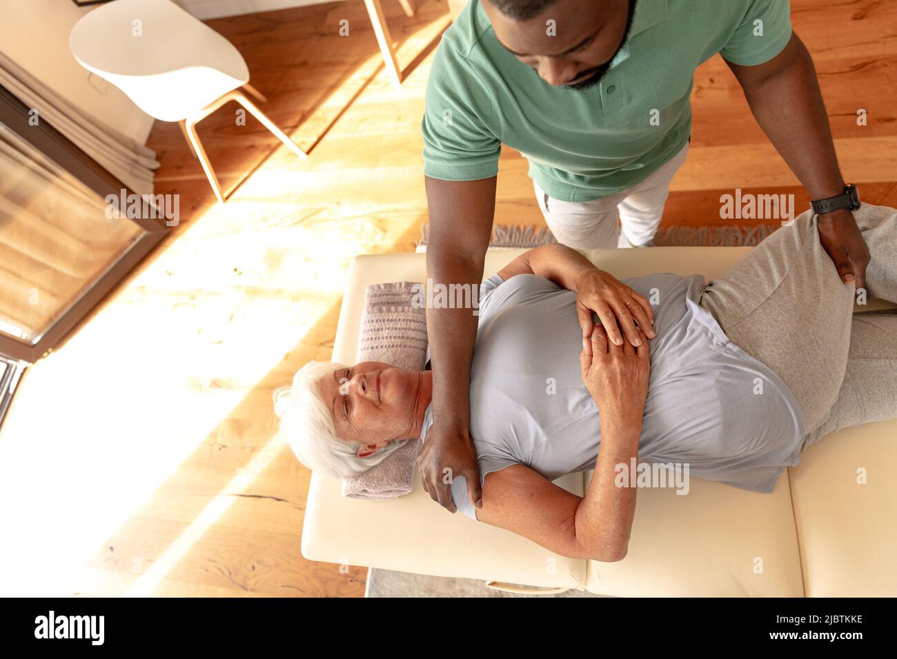 Male massage hi-res stock photography and images - Alamy