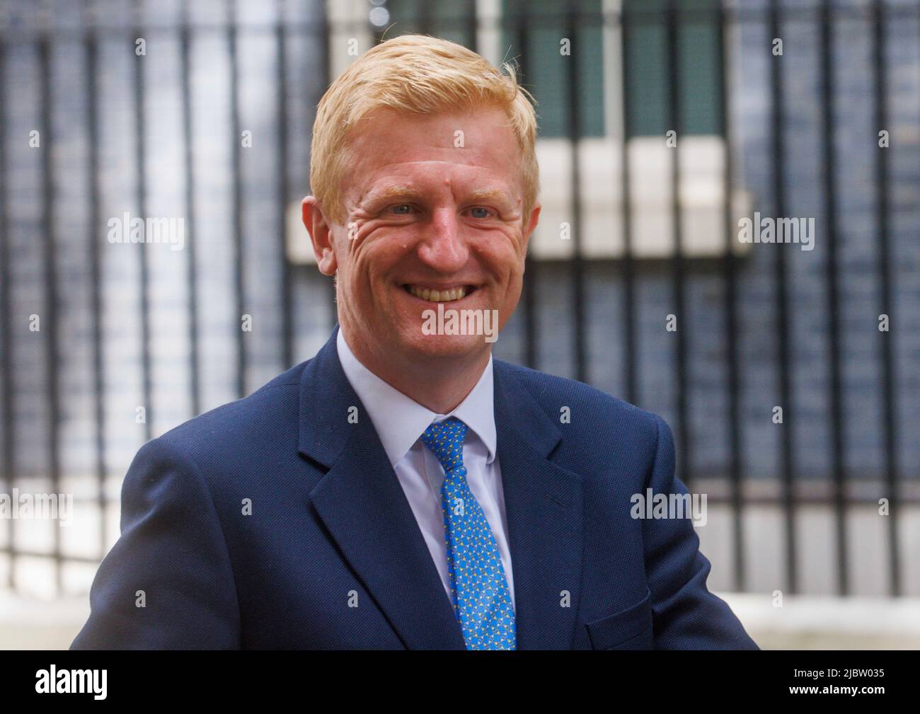 Minister without portfolio and co chairman of the conservative party hi