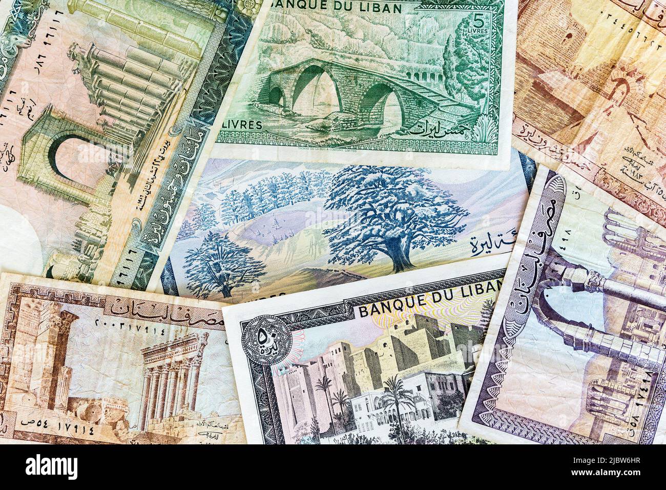 Old Lebanese pound bills from 1980, currency of Lebanon Stock Photo Alamy