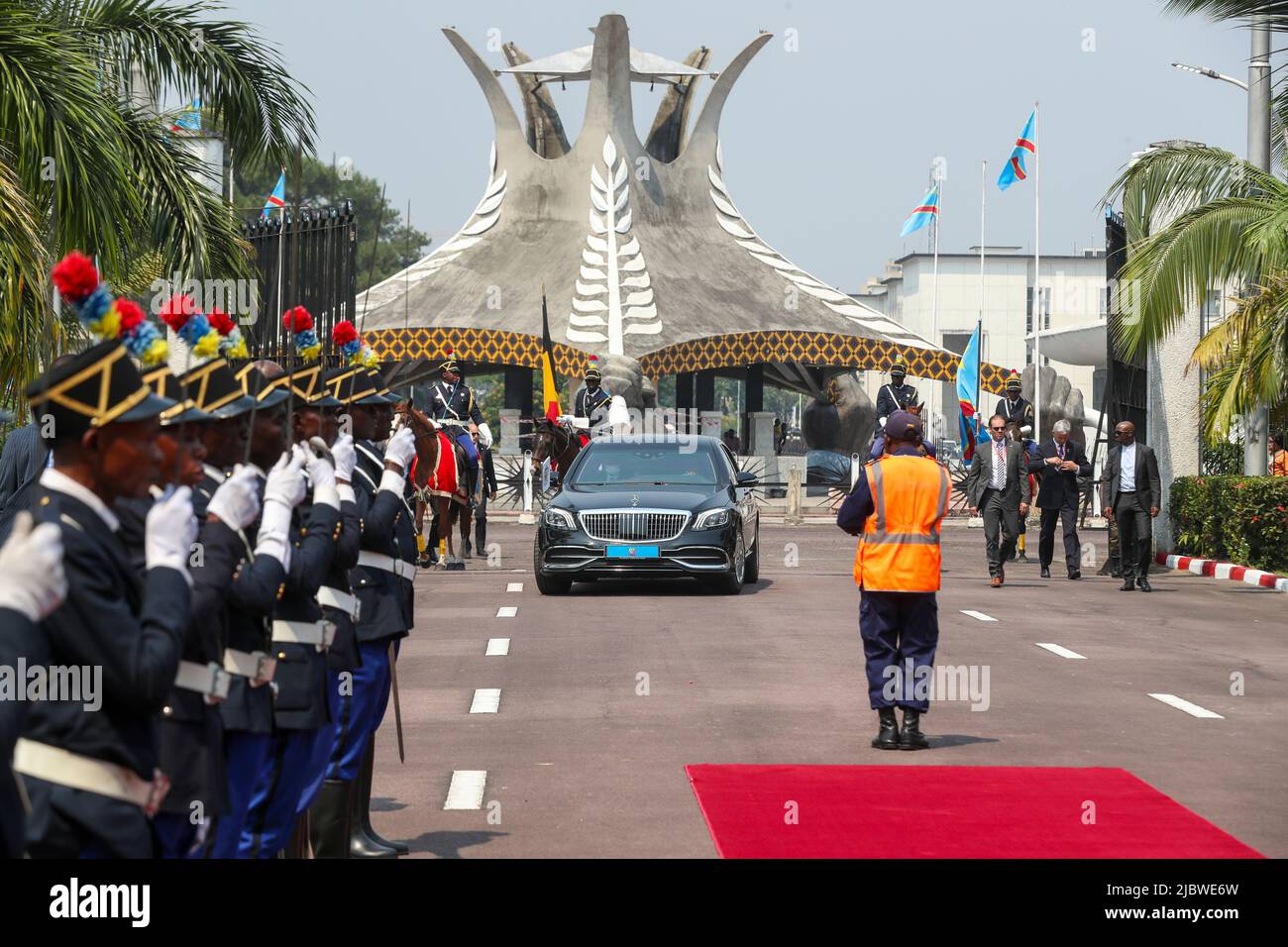 Palais de la nation congo hi-res stock photography and image…