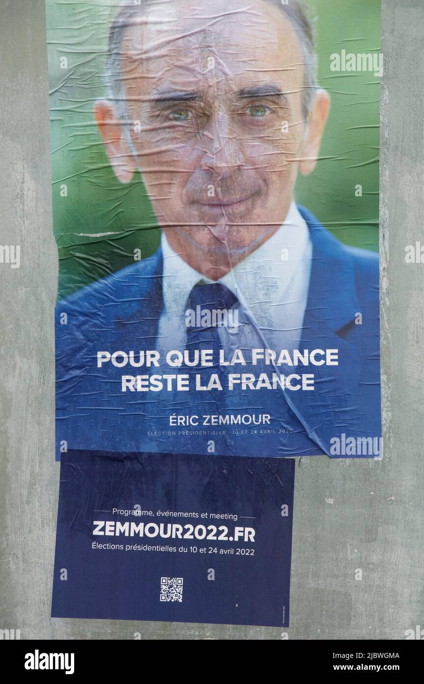 French Presidential Election 2022 campaign poster for candidate Éric Zemmour, controversial right wing nationalist political writer and pundit. France. Stock Photo