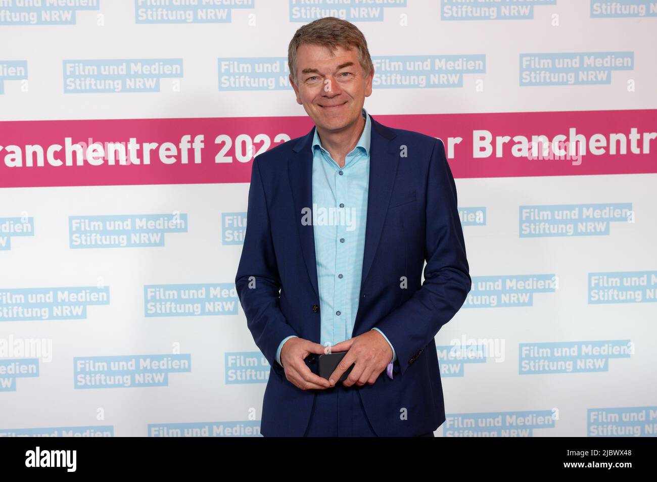 Cologne, Germany. 08th June, 2022. The moderator Jörg Schönenborn comes to the industry meeting of the Film- und Medienstiftung NRW. Credit: Henning Kaiser/dpa/Alamy Live News Stock Photo