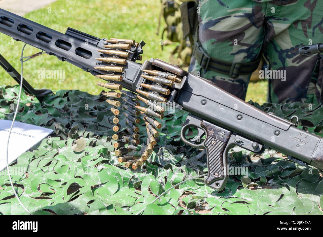 Heavy machine gun, semiautomatic gun. Ammunition, combat guns, heavy