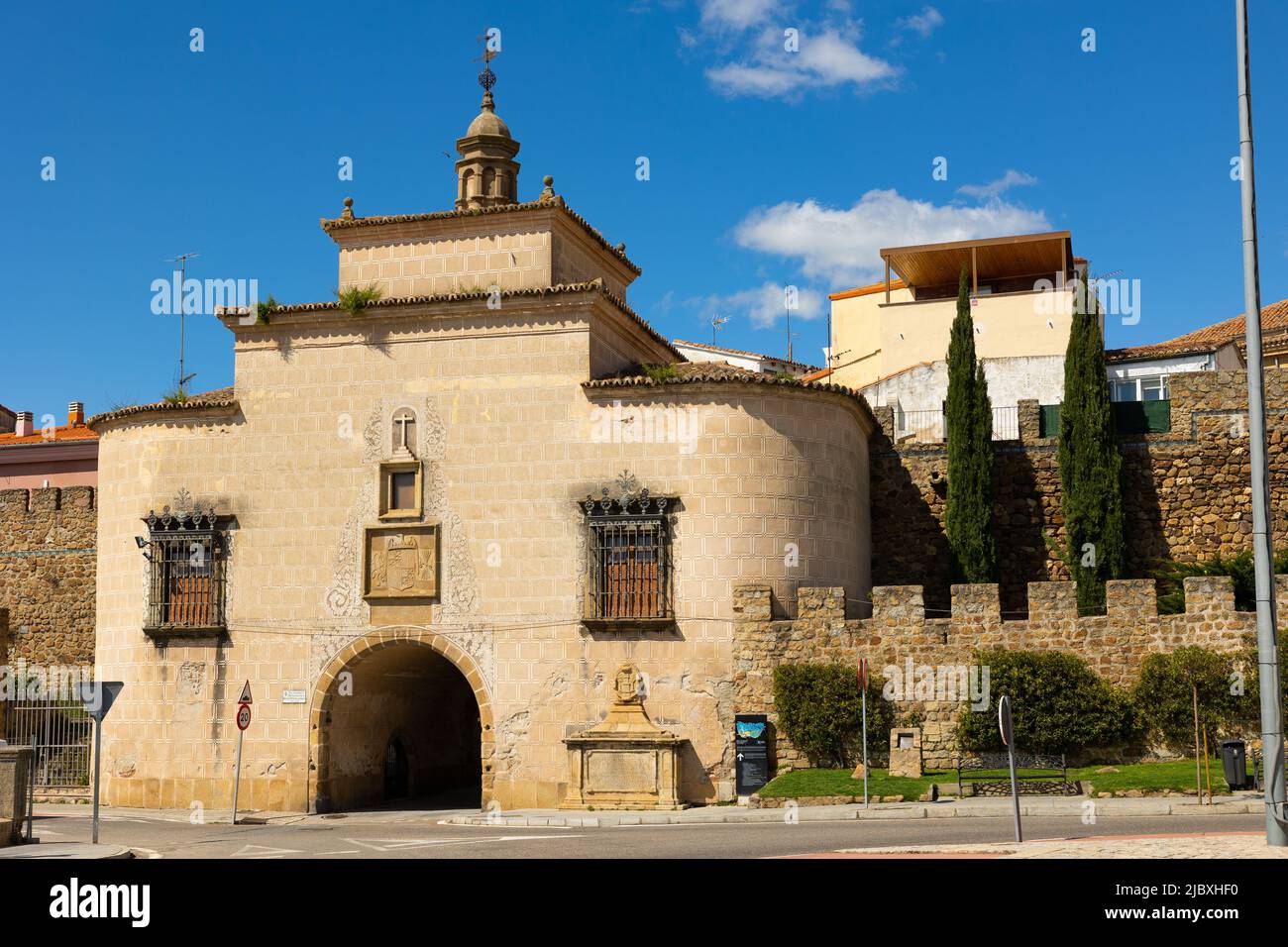 Puerta de Trujillo, one of six gates of Plasencia, Spain Stock Photo