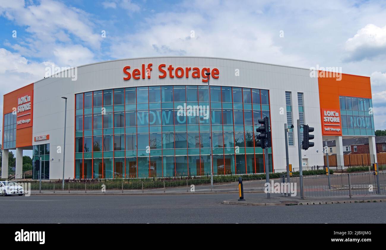 Lokn ,Store Self Storage Warrington- Bluecoat St, Orford, Warrington WA2 7F Stock Photo