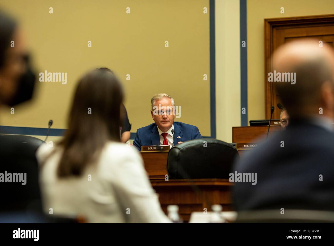 Washington, Vereinigte Staaten. 08th June, 2022. United States Representative Fred Keller (Republican of Pennsylvania), speaks to The House Oversight and Reform Committee following testimony about gun violence on June 8, 2022 in Washington, DC Credit: Jason Andrew/Pool via CNP/dpa/Alamy Live News Stock Photo