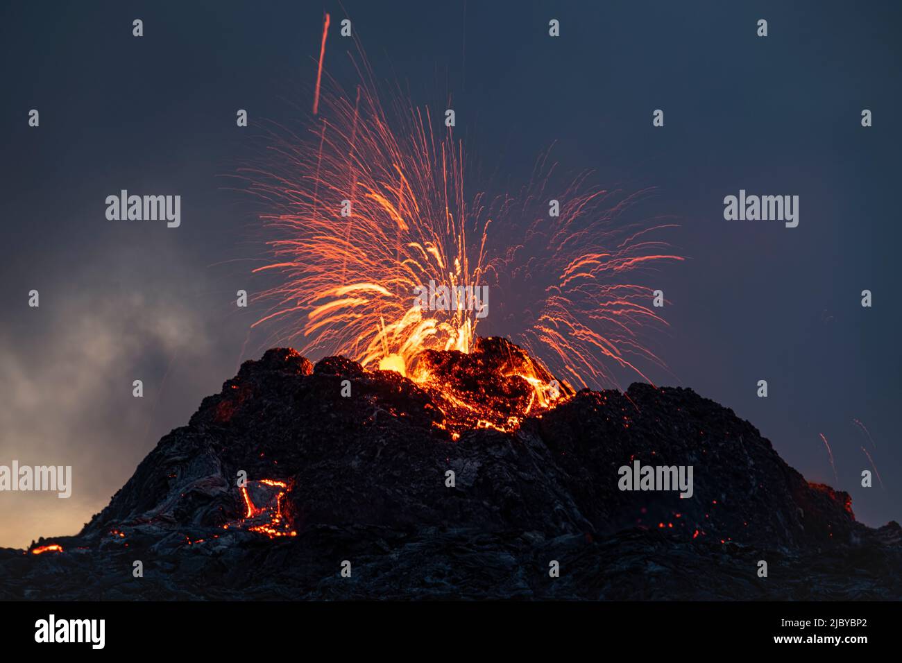 Volcanic eruption Reykjanes Peninsula Iceland Stock Photo - Alamy