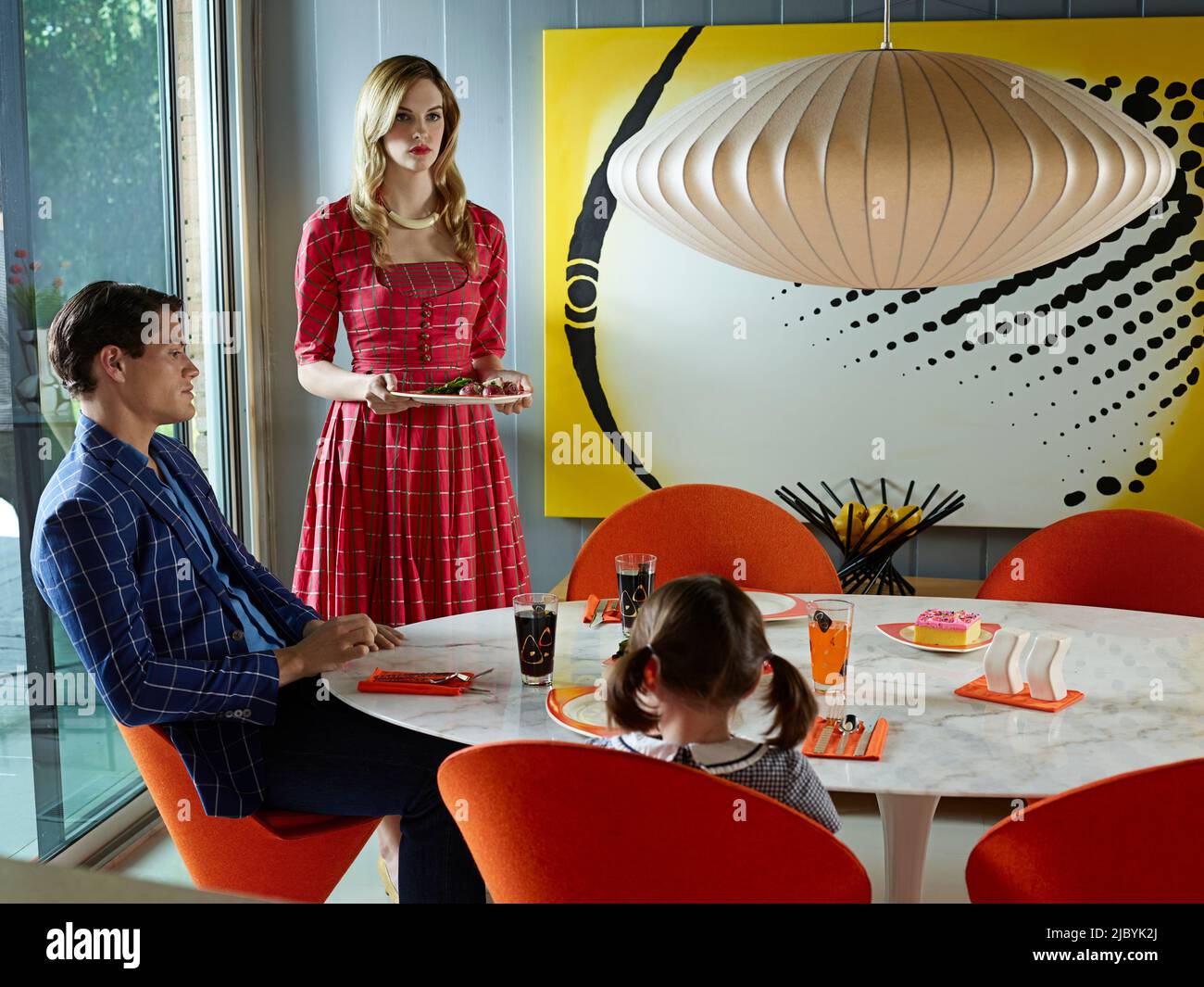 Family dining table hi-res stock photography and images - Alamy