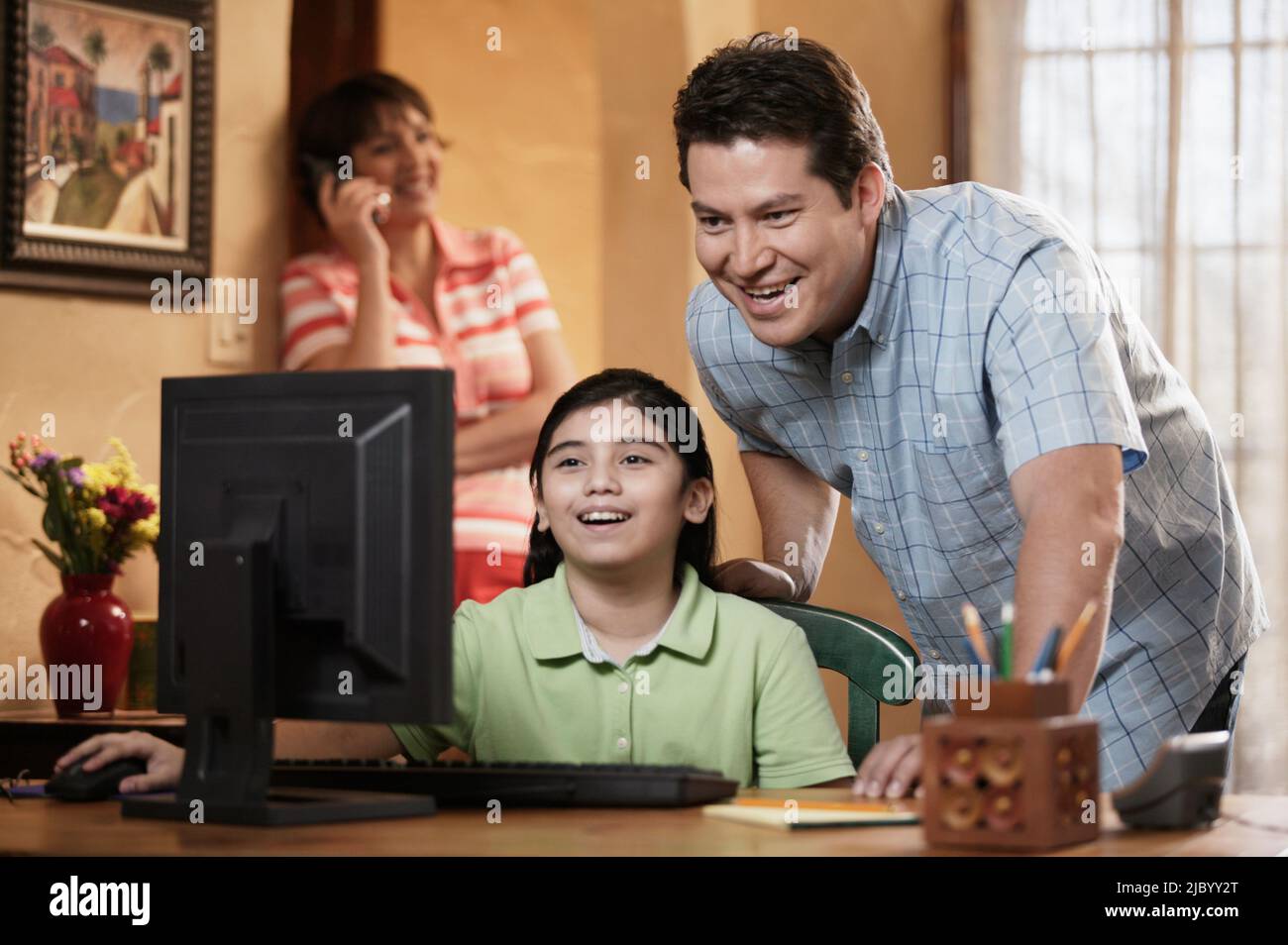 Three latin latina hispanic children hi-res stock photography and ...