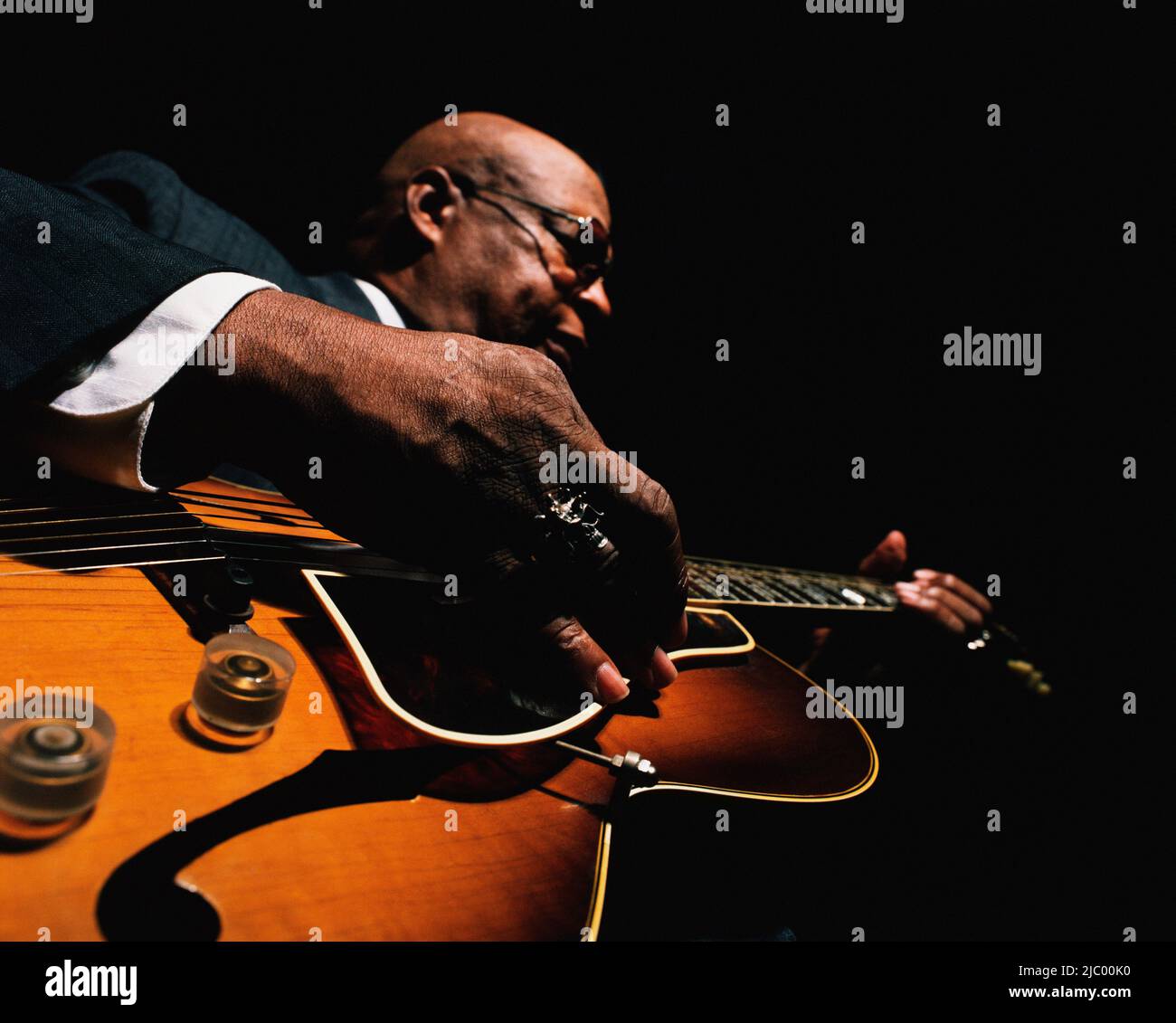 African American man playing guitar Stock Photo - Alamy