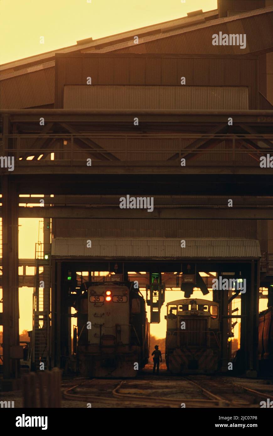 Trains loading fertilizer at a chemical plant, Yazoo City, Yazoo County, Mississippi, USA Stock