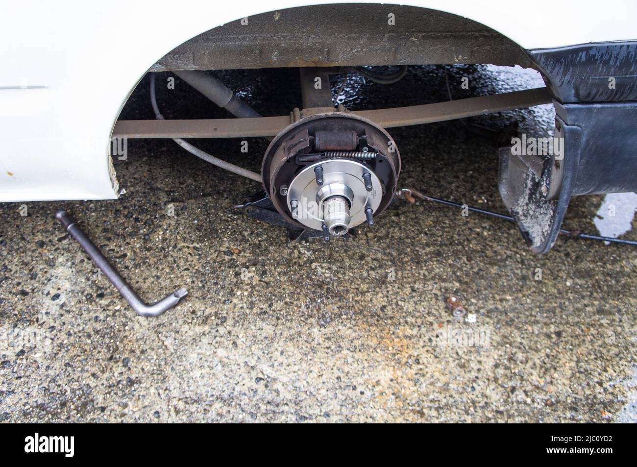 Illustrative photo, Ford Transit, new rear car wheel hub with drum