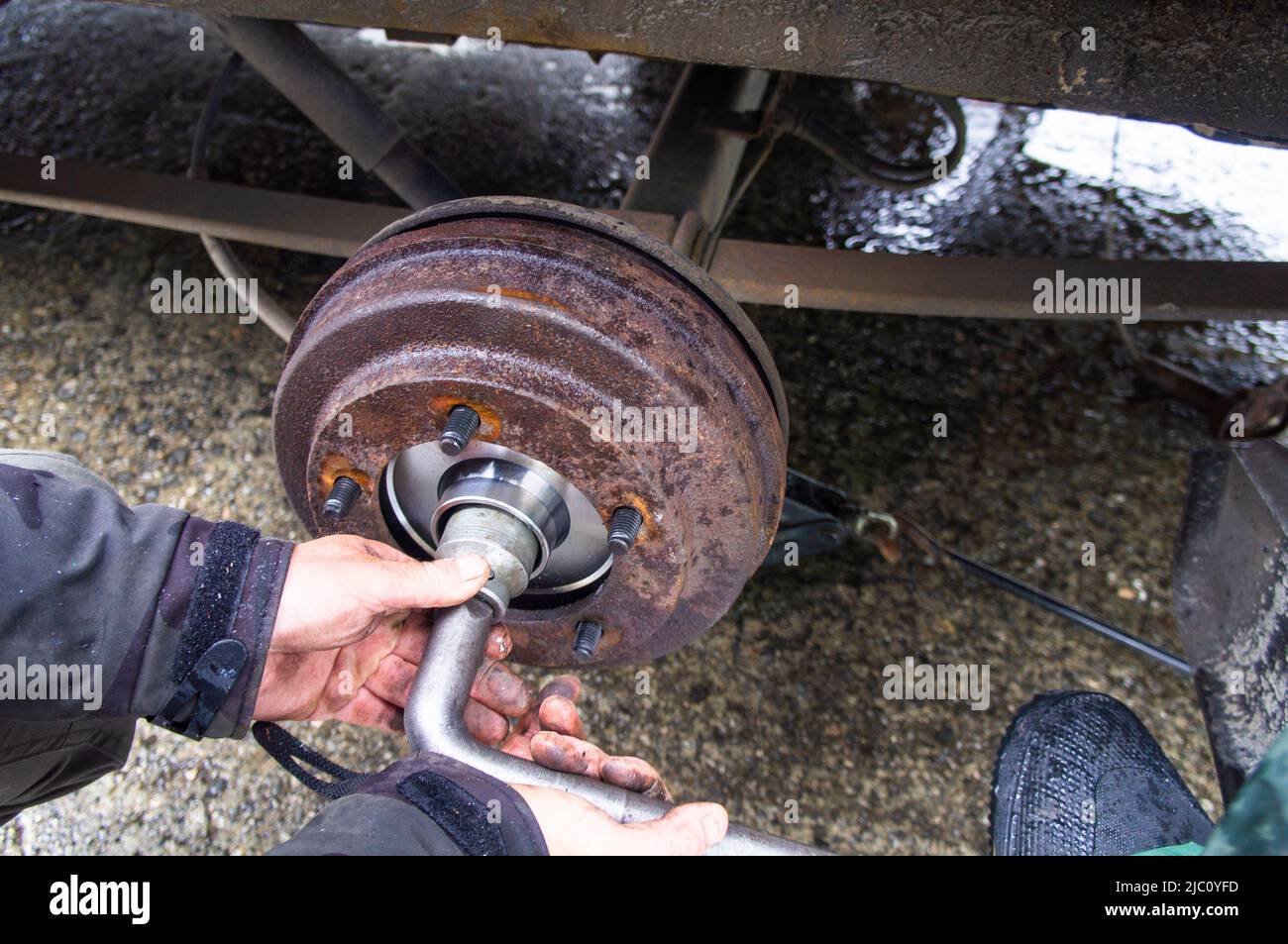 Illustrative photo, Ford Transit, new rear car wheel hub with drum