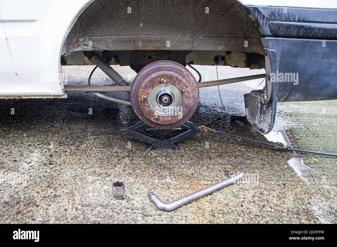 Illustrative photo, Ford Transit, new rear car wheel hub with drum