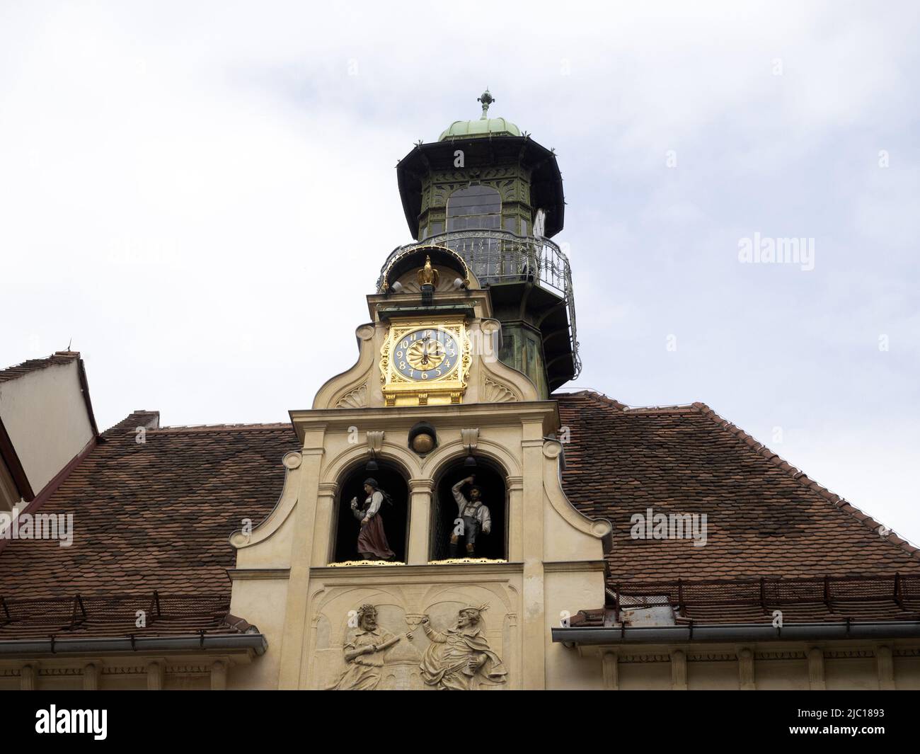 Graz glockenspiel old clock historic building plaza Stock Photo Alamy