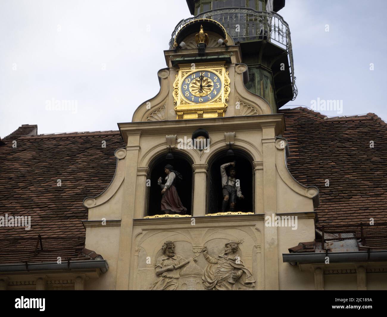 Graz glockenspiel old clock historic building plaza Stock Photo Alamy