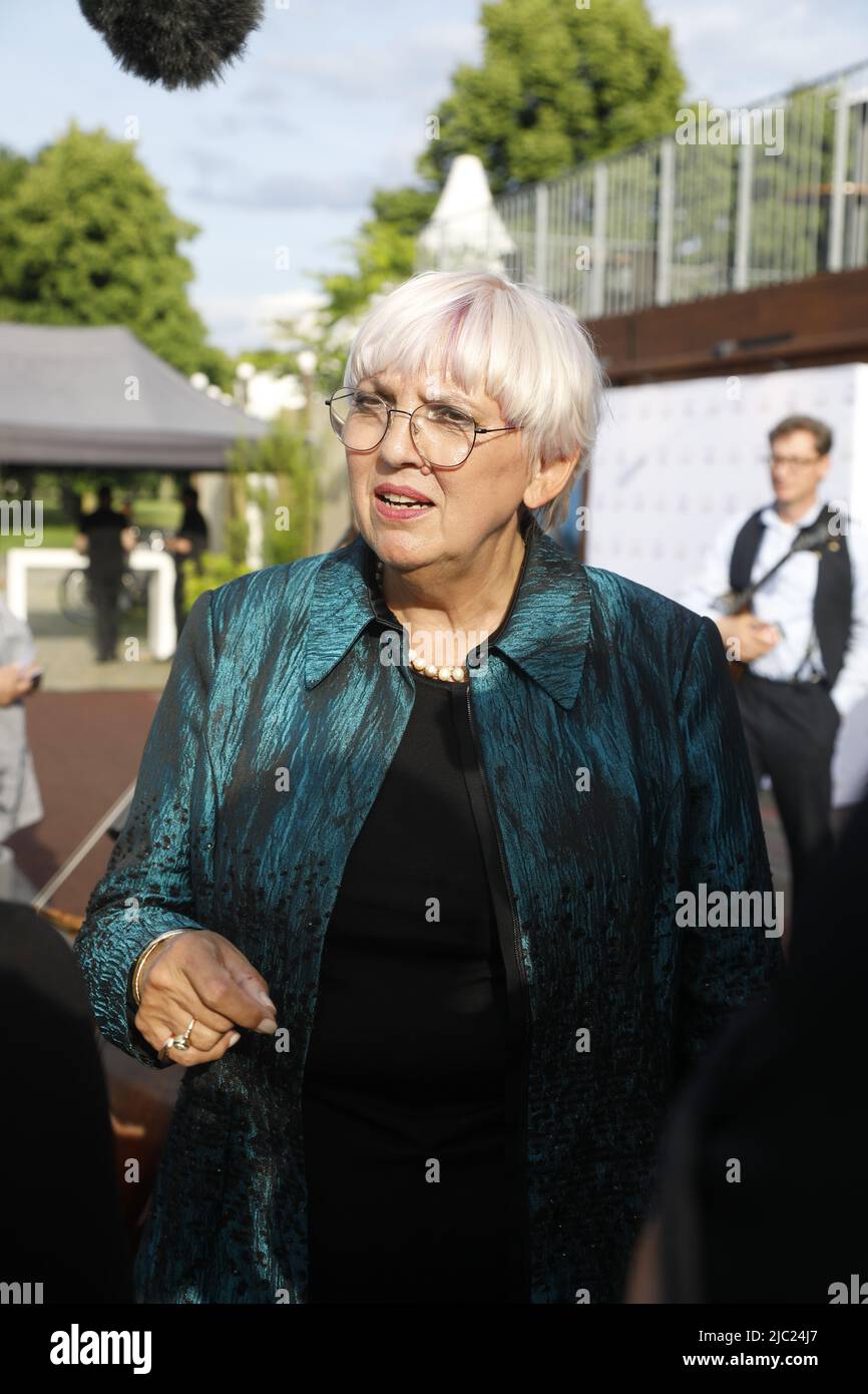 Claudia Roth beim Jubiläumsfest 30 Jahre Bar jeder Vernunft / 20 Jahre ...