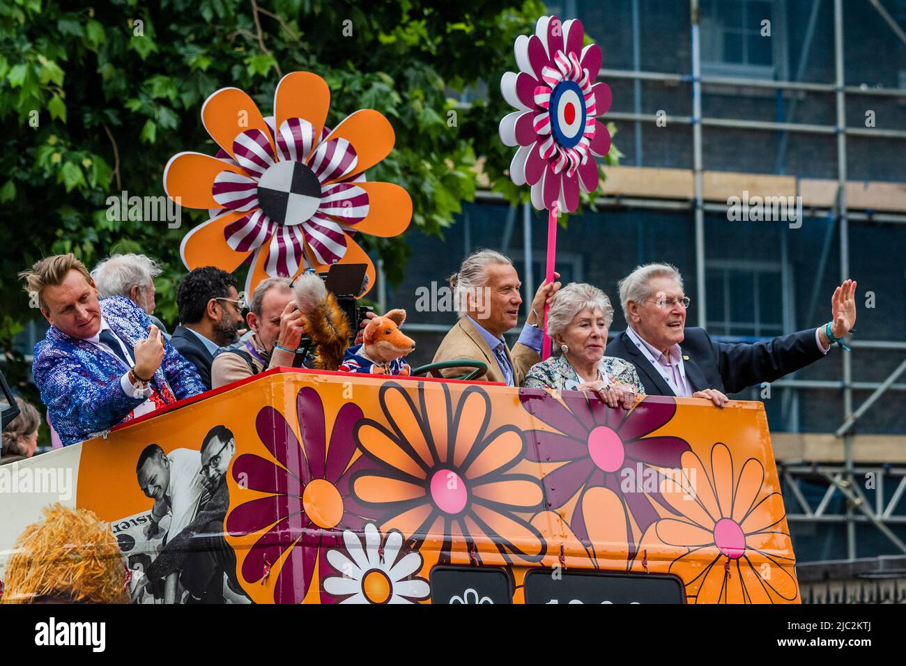 The 60’ Bus with Valerie Singleton and Basil Brush Act II The Time