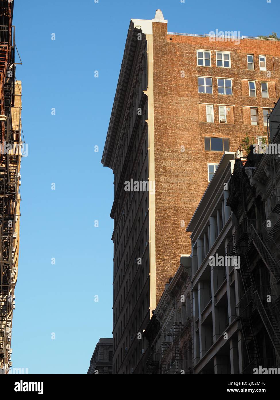 Image of the 395 Broadway apartment building in Manhattan Stock Photo