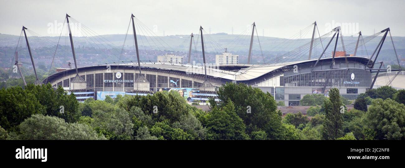 Manchester, UK. 9th June, 2022. Overhead view of the Etihad Stadium, Manchester, England, United Kingdom, British Isles, as Ed Sheeran starts a 4 night appearance. The stadium will welcome 240,000 fans over the 4 nights. The City Square Fanzone has eateries and drink stalls for early arrivals from 4pm. Credit: Terry Waller/Alamy Live News Stock Photo