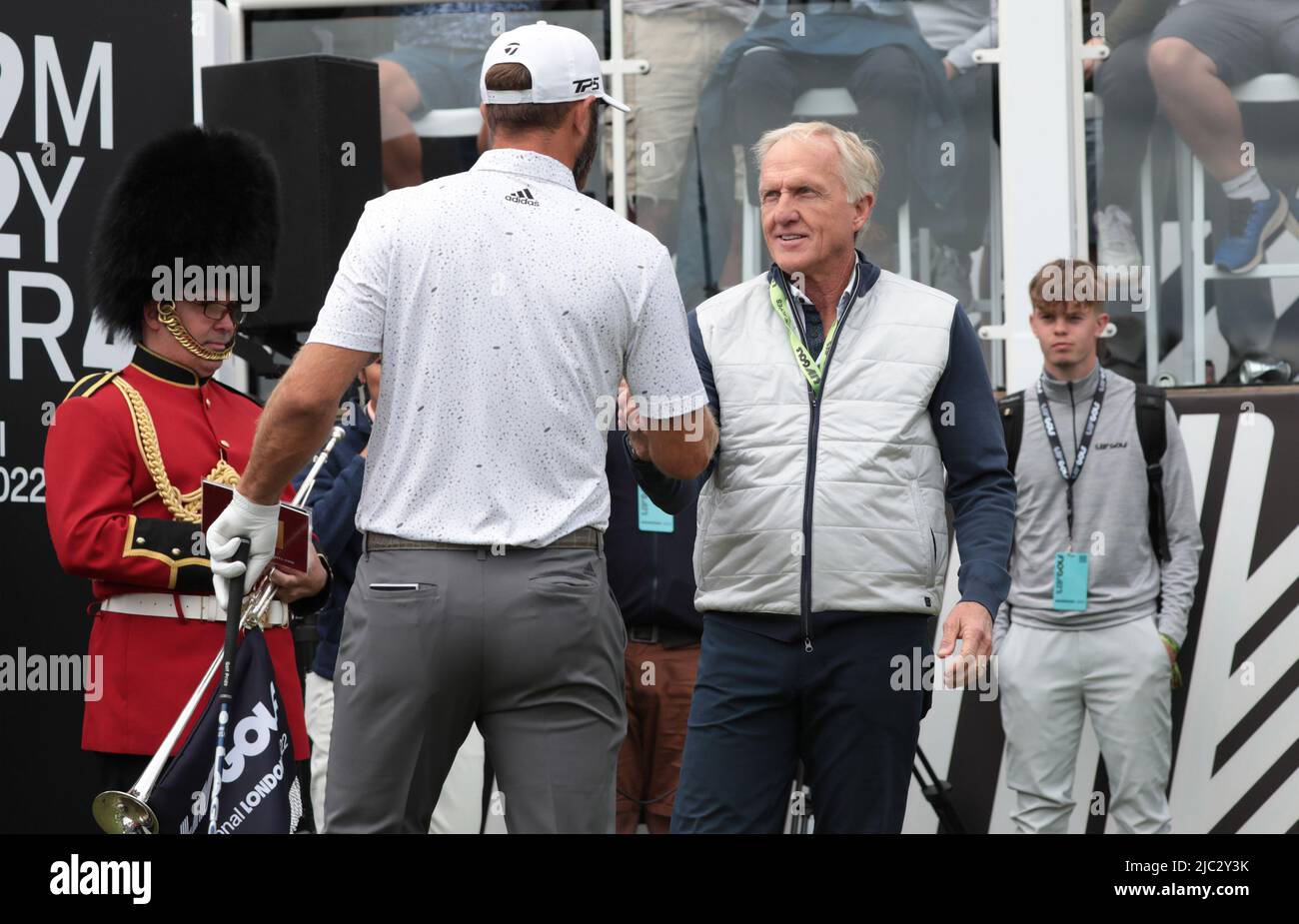 London, UK. 09th June, 2022. Australian Greg Norman shakes American Dustin Johnson's hand on the1st tee during the1st round of the inaugural LIV Golf event at the Centurion club in Hertfordshire on Thurssday, June 09, 2022.The event is 12 teams of four players competing over 54 holes for a prize pot of $25million dollars to the winning team. Photo by Hugo Philpott/UPI Credit: UPI/Alamy Live News Stock Photo