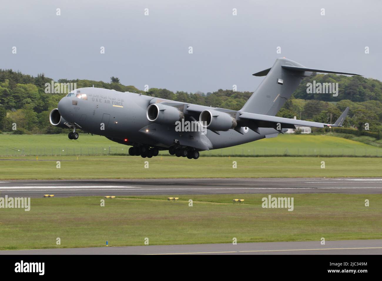 1223 (100401), a Boeing C-17 Globemaster III operated by the United Arab Emirates Air Force, arriving at Prestwick International Airport in Ayrshire, Scotland. Stock Photo