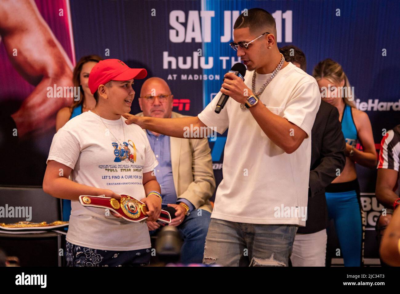 Boxing wbo belt hi-res stock photography and images - Alamy