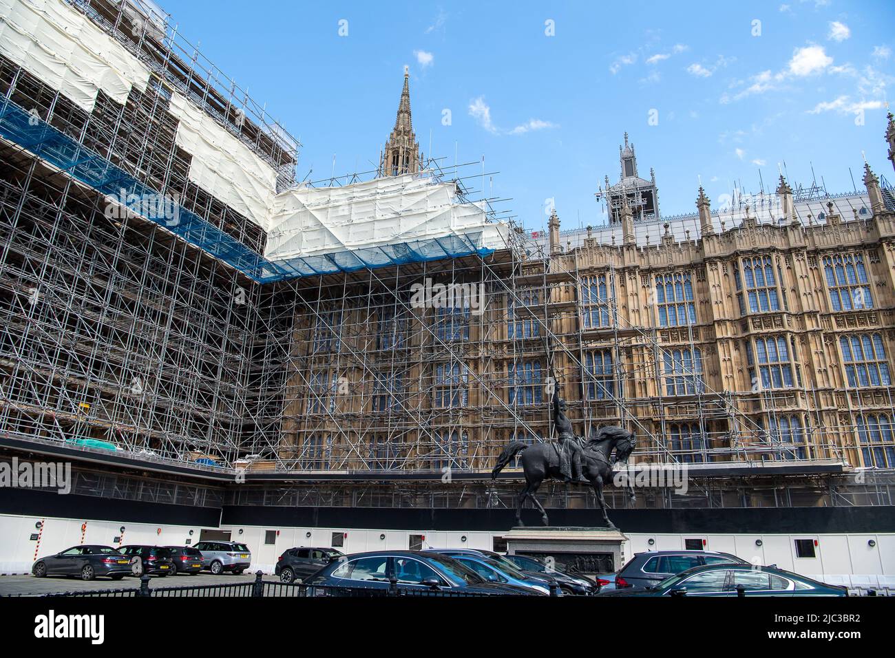 Westminster, London, UK. 8th June, 2022. Scaffolding on the Palace of