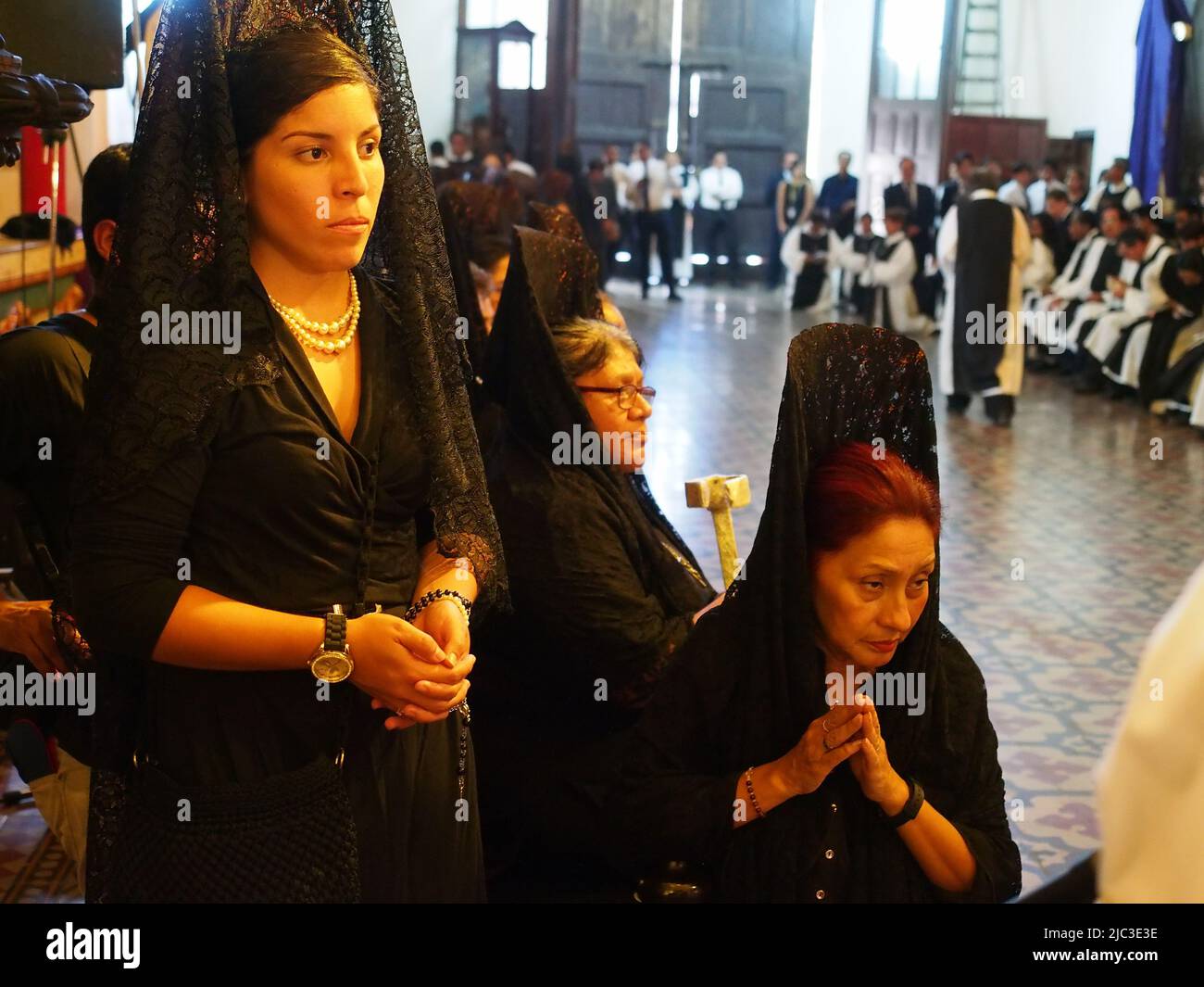 Lima, March 25, in the most traditional way and keeping a strict